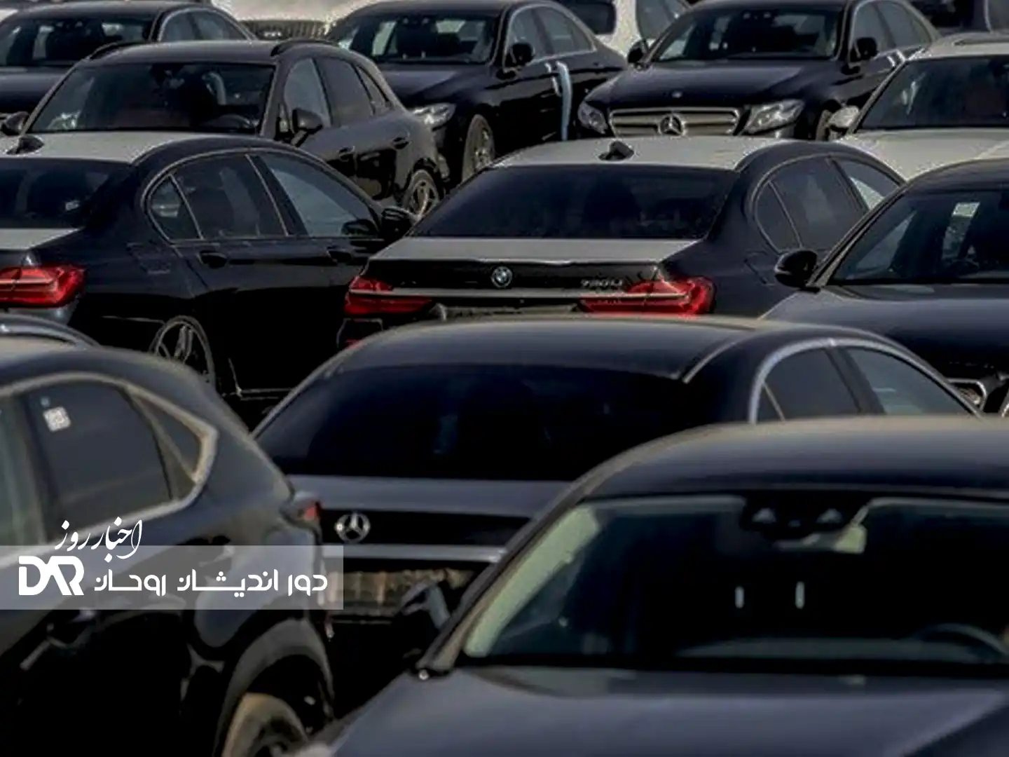 محدودیت واردات خودروهای بالای ۲۵۰۰ سی‌سی رفع شد